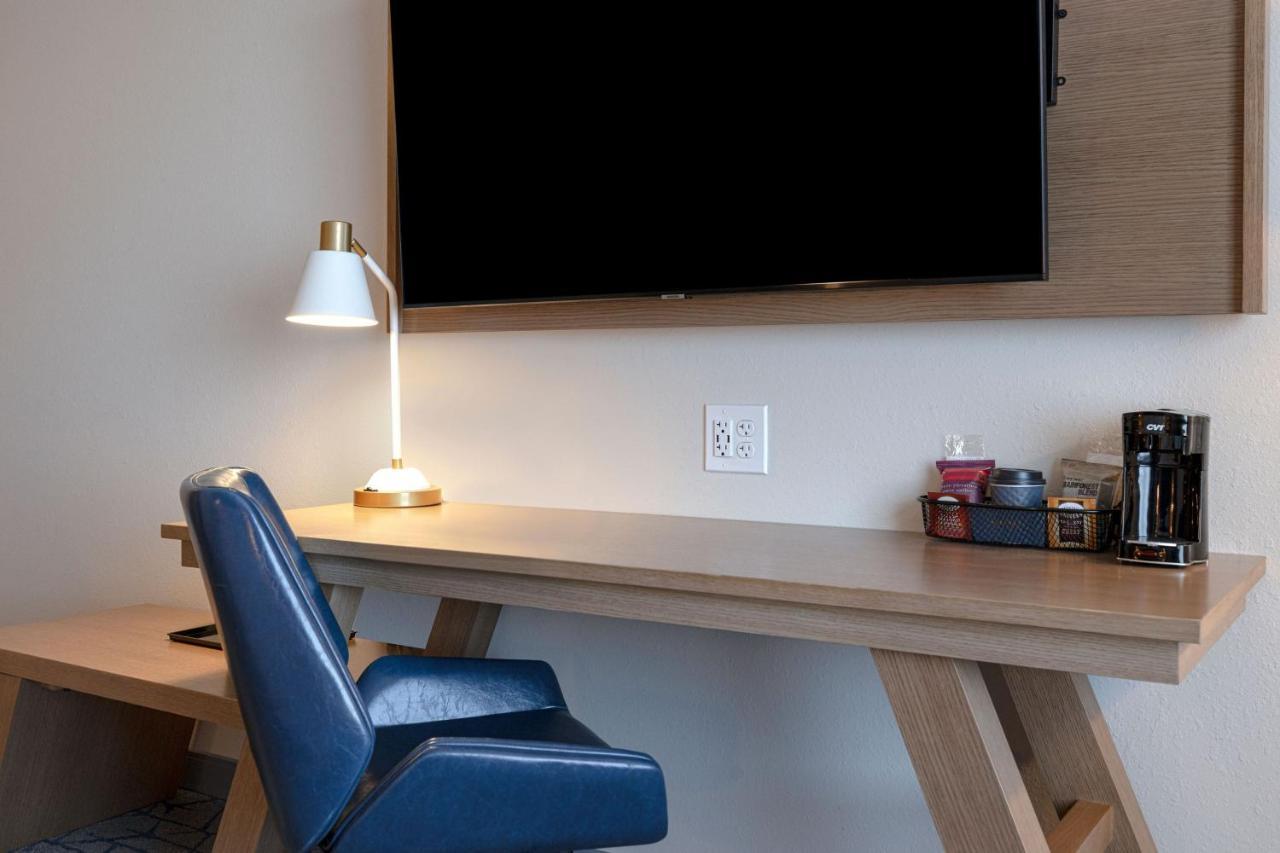 Fairfield By Marriott Inn & Suites Denver Airport At Gateway Park Eksteriør billede